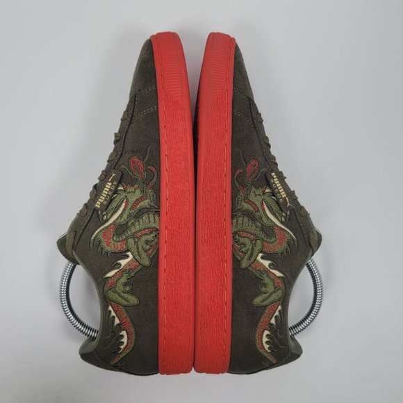 Puma Suede Dragon Edition Men's Green Red Sneakers 368359 01 US Size 9 - Picture 6 of 8